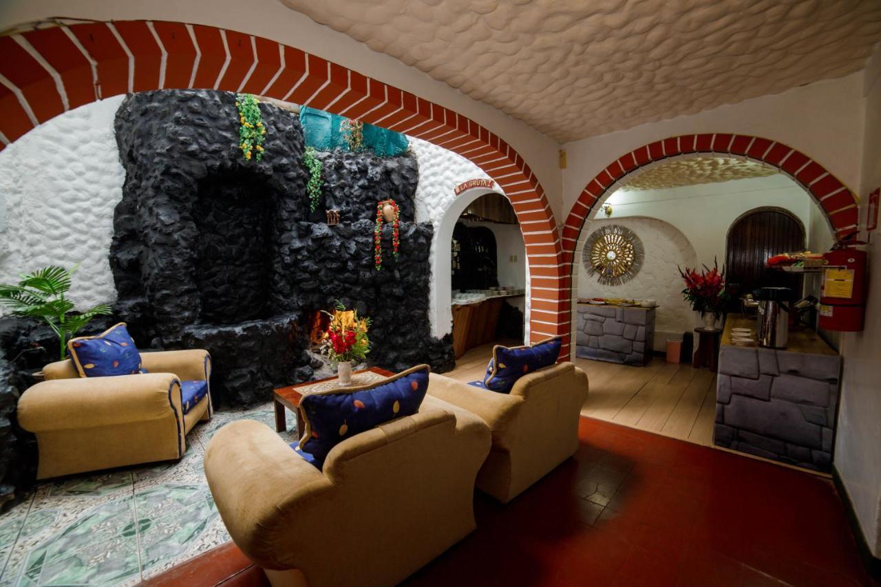 Hotel Carlos V Cuzco Esterno foto